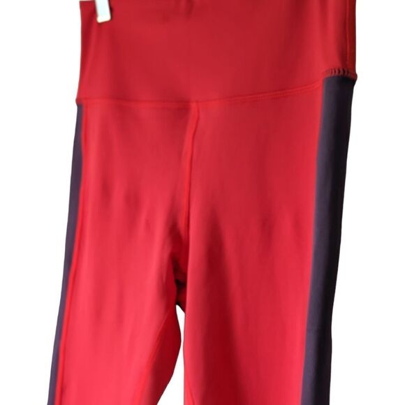 Zyia Red Royalty Strip‎ Light n Tight 7/8 Leggings Sz 4 - Picture 6 of 10
